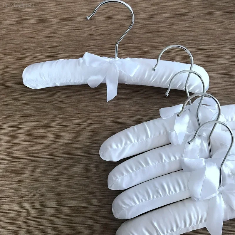 Baby Clothes Colorful Hanger H - مراجعة Baby Clothing Quality وسعره